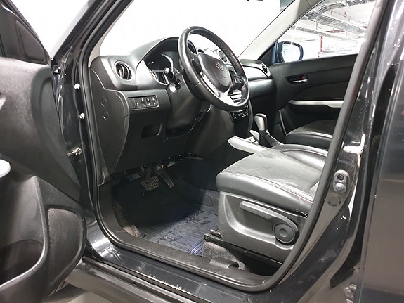 Suzuki Vitara 26 of 30