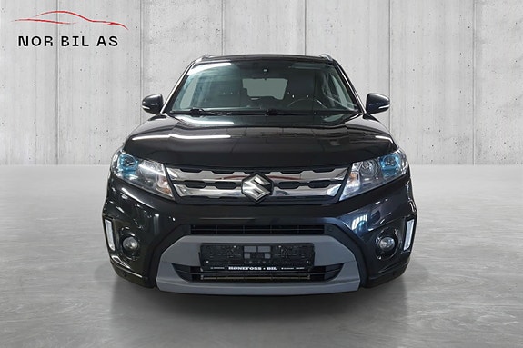Suzuki Vitara 4 of 30