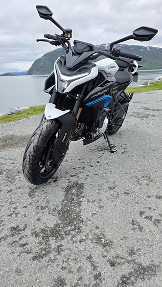CFMOTO 675 NK 5 of 10