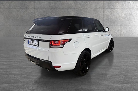Land Rover Range Rover Sport 5 of 5