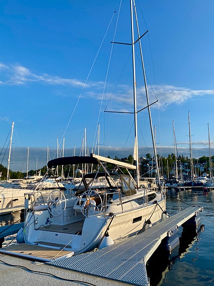 Bavaria 34 Cruiser STYLE 2020 - Båtplass ut sesongen + boblehavn i vinter 19 of 30