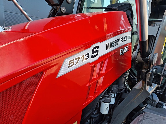 Massey Ferguson 5713S Efficient, DYNA 6 3 of 5