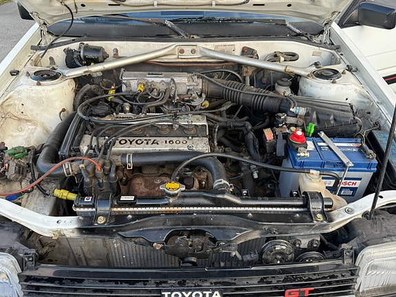 Toyota Corolla 24 of 30