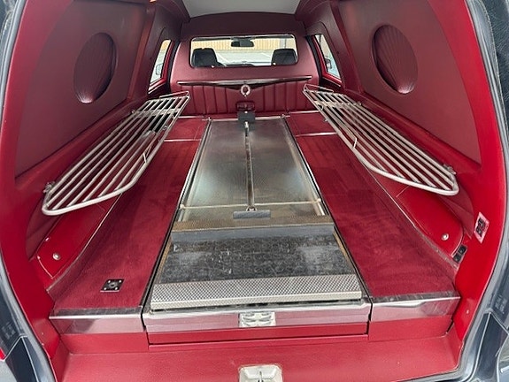 Mercedes-Benz E-Klasse 14 of 19