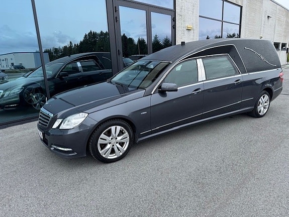 Mercedes-Benz E-Klasse 5 of 19