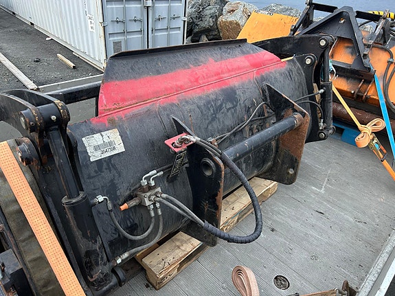 Manitou CBG 2300 MS Landbruks-/multifunksjonsskuffe 2 of 5