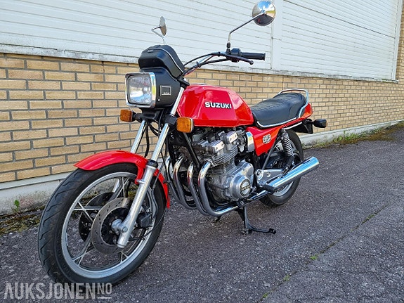Suzuki GSX750E
