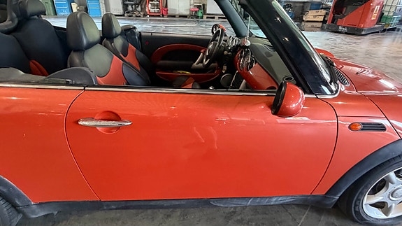 MINI Cooper 7 of 7
