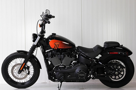 Harley-Davidson Street Bob 114, som ny,Nylig nedsatt kr 20 000,- leveres fritt i Norge 3 of 5