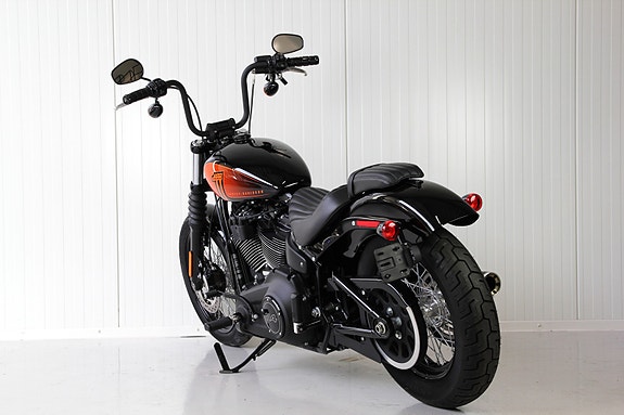 Harley-Davidson Street Bob 114, som ny,Nylig nedsatt kr 20 000,- leveres fritt i Norge 4 of 5