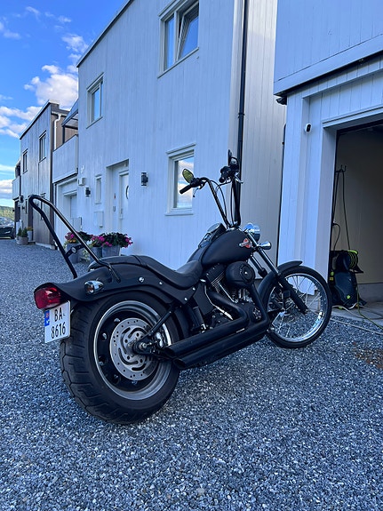 Harley-Davidson Night Train FXSTB 7 of 18