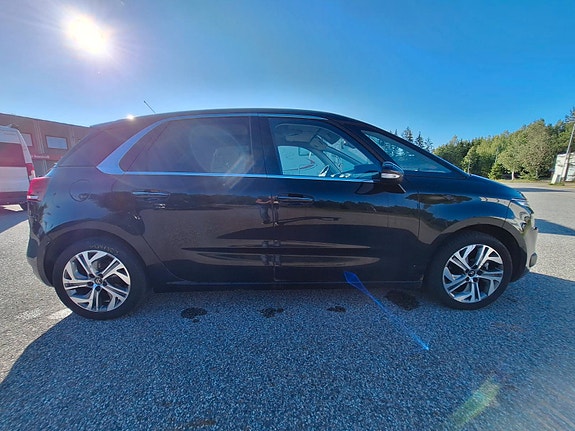 Citroen C4 Picasso 5 of 5