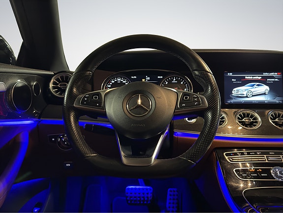Mercedes-Benz E-Klasse 26 of 30