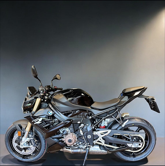 BMW S 1000 R 2 of 4