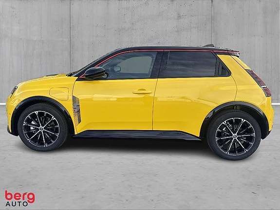 Renault 5 E-Tech 5 of 5