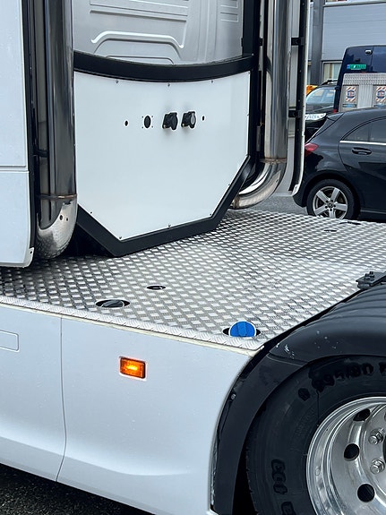 Scania S660 Highline 6x2 Torpedo, 70.000 vogntog vekt. Hydraulikk forberedelse motor og girkasse 3 of 5