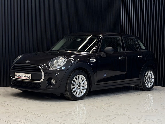 MINI One 6 of 30