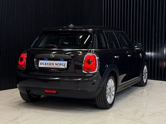 MINI One 11 of 30