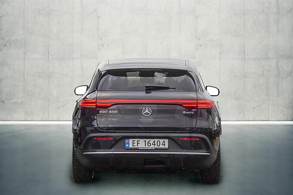 Mercedes-Benz 4 of 5