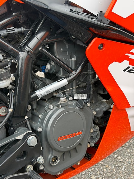 KTM RC 125 7 of 15