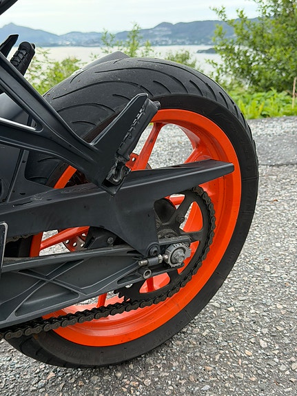 KTM RC 125 10 of 15