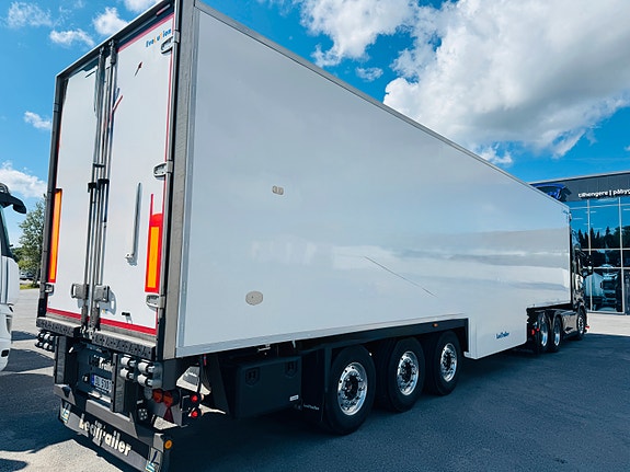 LeciTrailer FRC med bommer og 2-temp. 2700 mm innvendig høyde. Tralla er 100% strøken! Kun kjørt 111295 km. Alu felger . 3 of 9