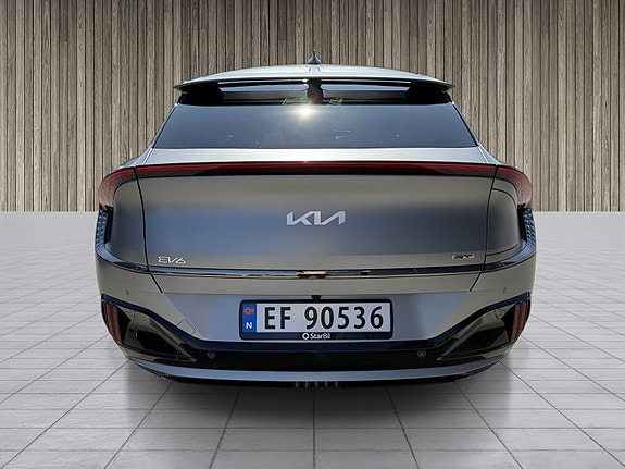 Kia EV6 7 of 15
