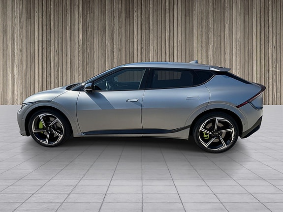 Kia EV6 10 of 15