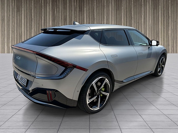 Kia EV6 6 of 15