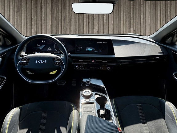 Kia EV6 12 of 15