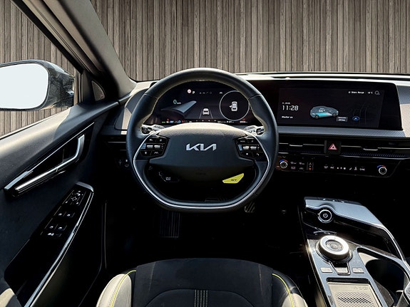 Kia EV6 13 of 15