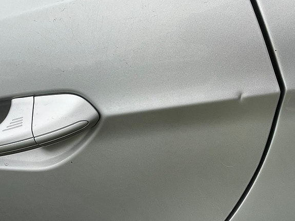 Ford S-MAX 27 of 29