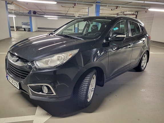 Hyundai ix35 2 of 28