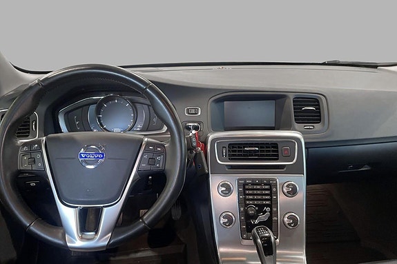 Volvo V60 Cross Country 15 of 30