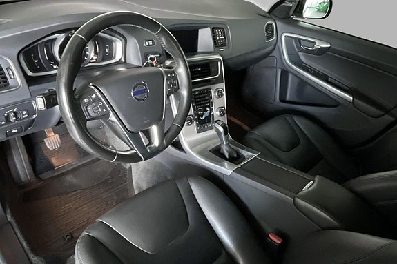 Volvo V60 Cross Country 16 of 30