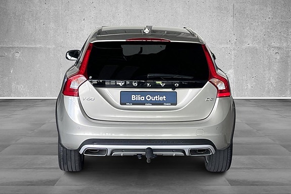 Volvo V60 Cross Country 6 of 30