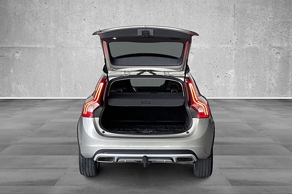 Volvo V60 Cross Country 29 of 30