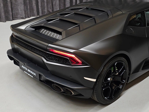 Lamborghini Huracan 18 of 30