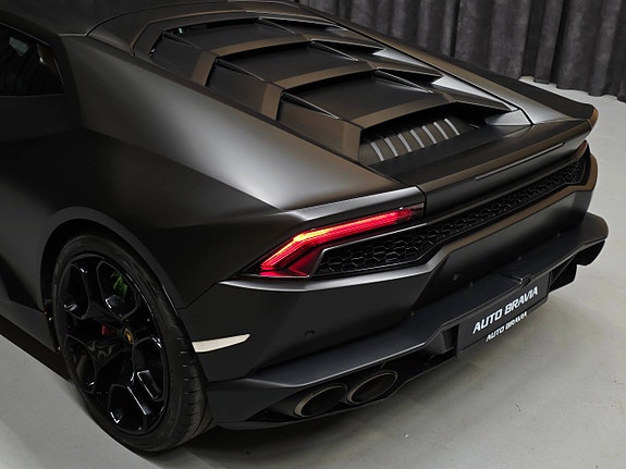 Lamborghini Huracan 15 of 30