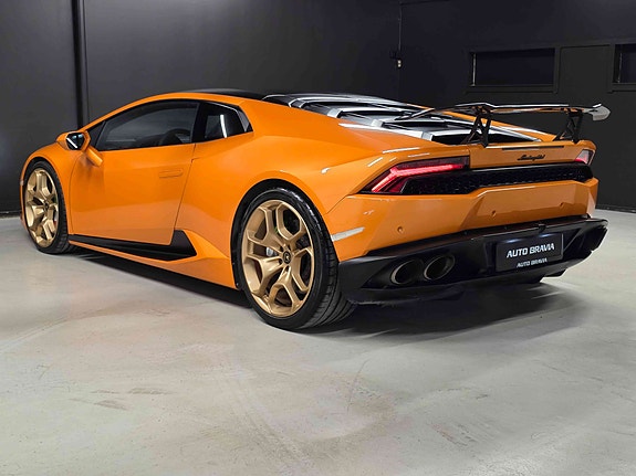 Lamborghini Huracan 26 of 30