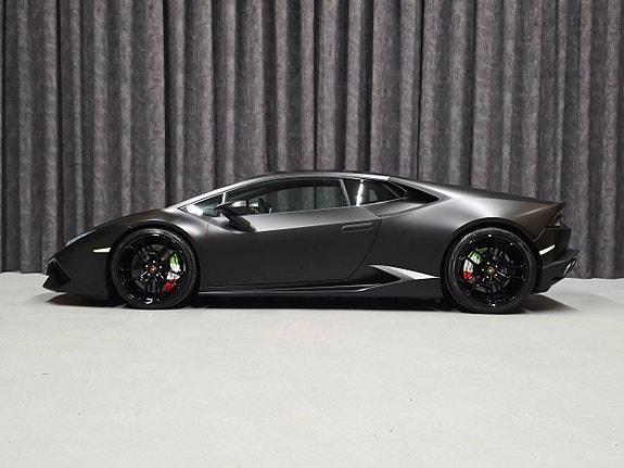 Lamborghini Huracan 4 of 5