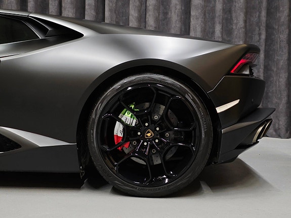 Lamborghini Huracan 14 of 30