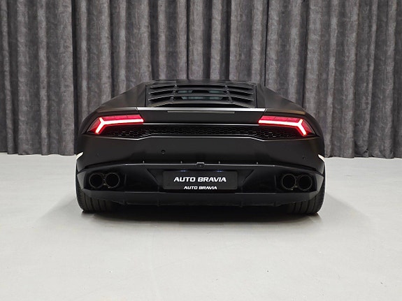 Lamborghini Huracan 6 of 30