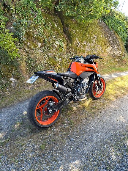 KTM 790 Duke 2 of 12