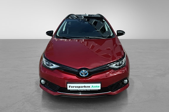 Toyota Auris 15 of 30