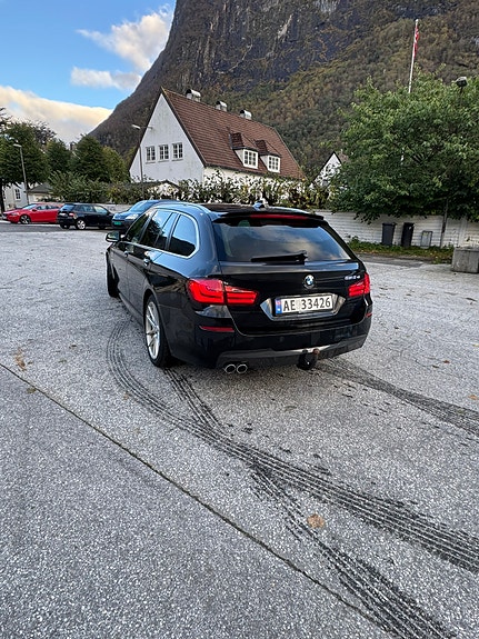 BMW 525d 5 of 23