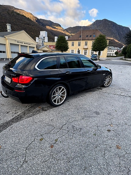 BMW 525d 6 of 23