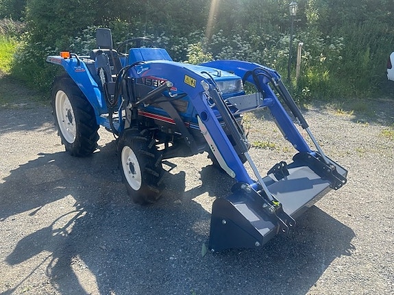 Iseki TA227 med laster 3 of 7