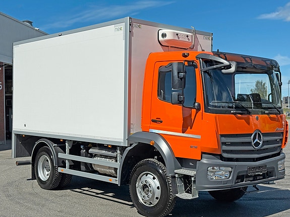 Mercedes-Benz Atego 918AF 4X4, sperre senter og bakaksel, hengerfeste, perfekt verkstedvogn / servicebil, 4325kg nyttelast, se video. 4 of 5