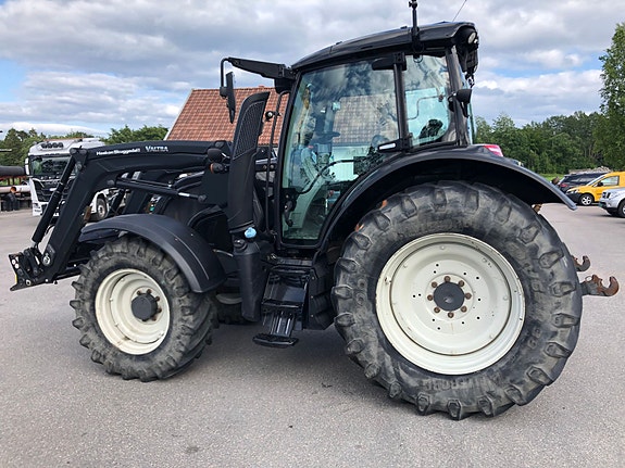 Valtra N124H 2017, kr 795 000,-